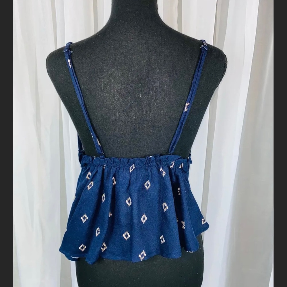 SLEEVELESS CROP TOP - Picture 2 of 4